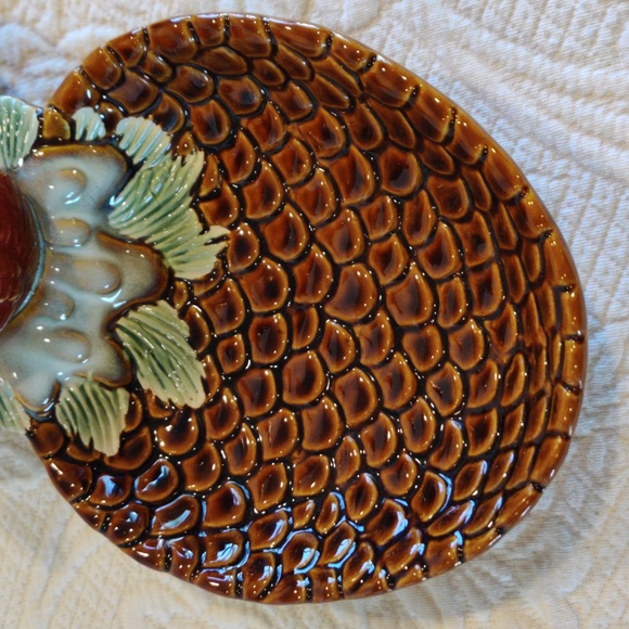 Vintage Dual Ceramic Pinecone Party Serving Nut & Candy Dish With Cardinal Bird - Picture 5 of 10